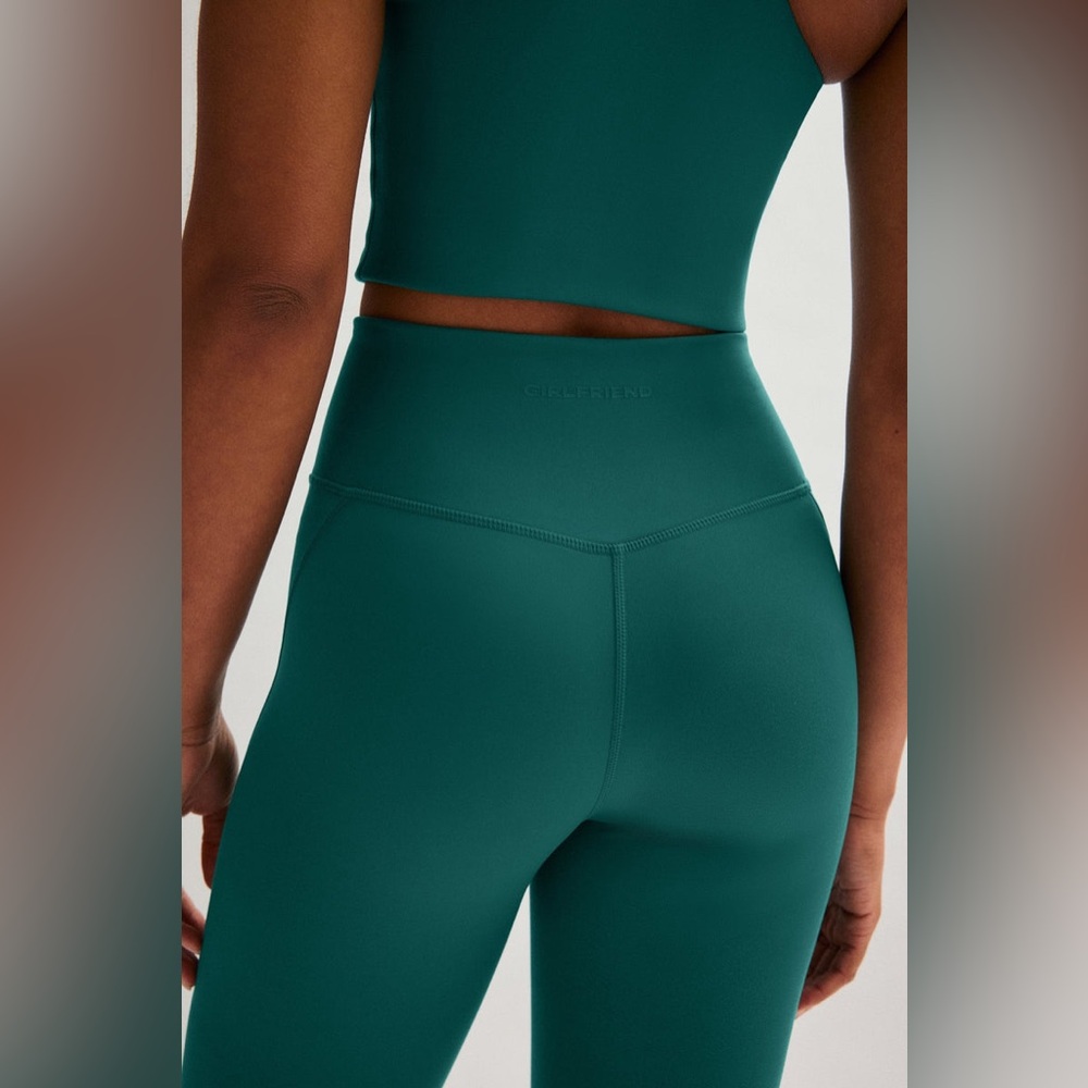 Girlfriend Collective Aspen Compressive High-Rise Legging - Picture 2 of 7